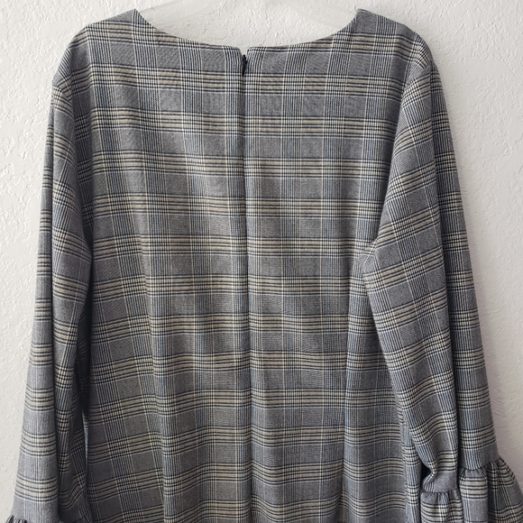 White House Black Market Long Sleeve Dress - Picture 6 of 10